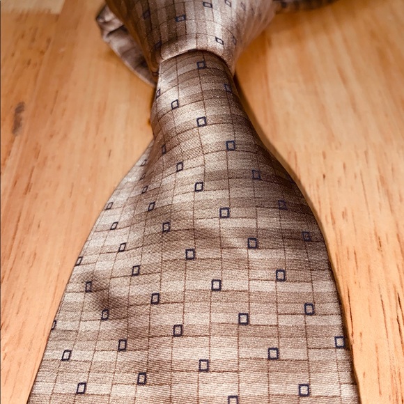 Designer Silk Tie - Picture 3 of 9